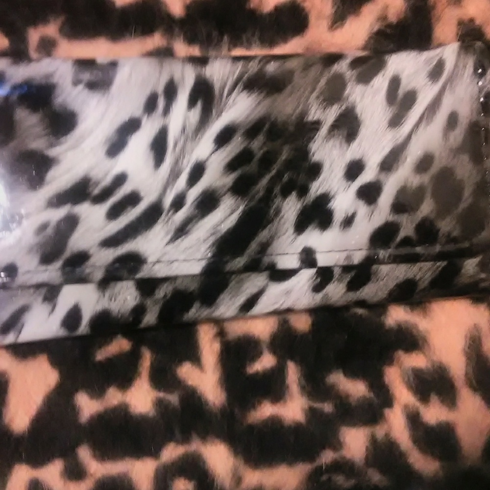Clutches, wallets - Picture 5 of 5
